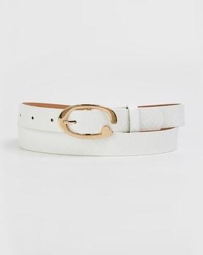 women belt with buckle closure