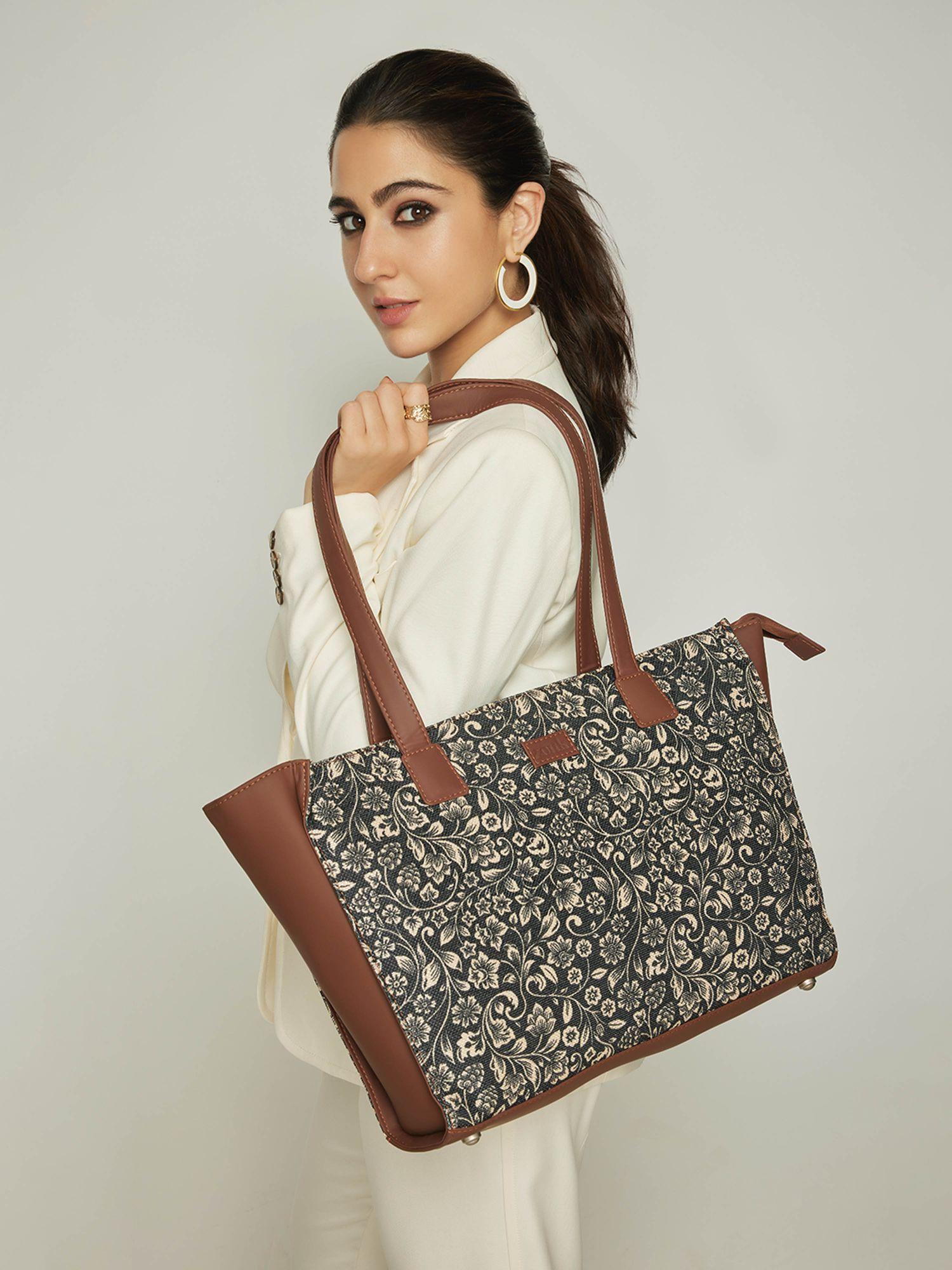 women black color printed jute structured tote bag