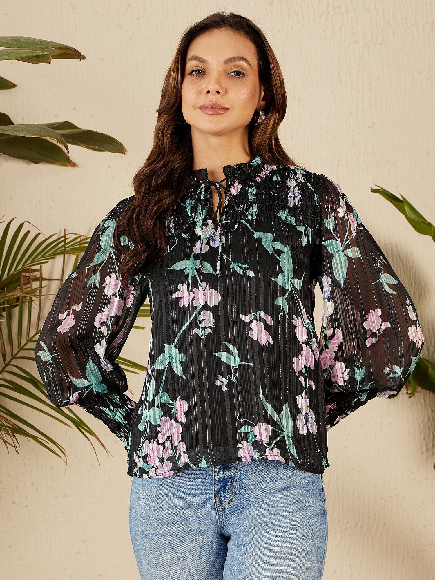 women black keyhole neck floral top