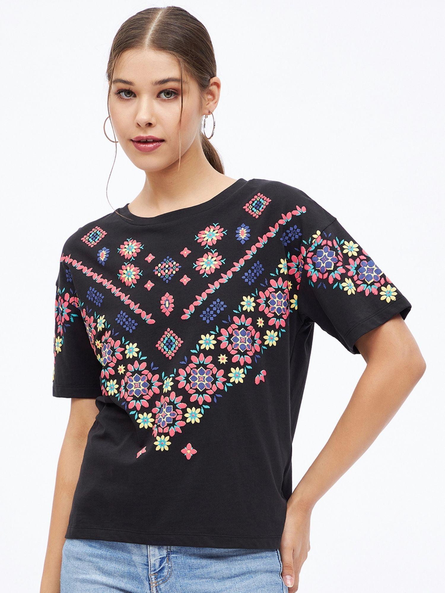 women black regular fit floral printed round neck half sleeve top