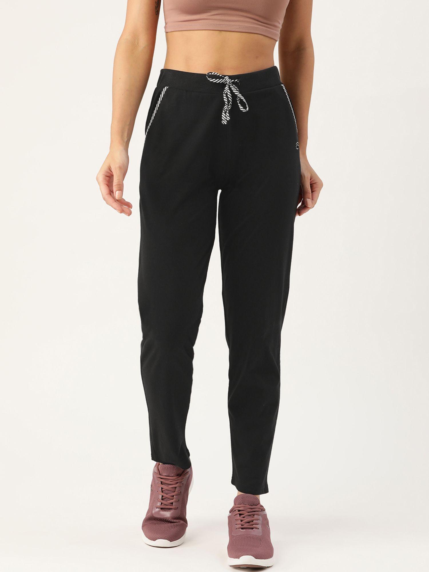 women black solid cotton straight fit track pant