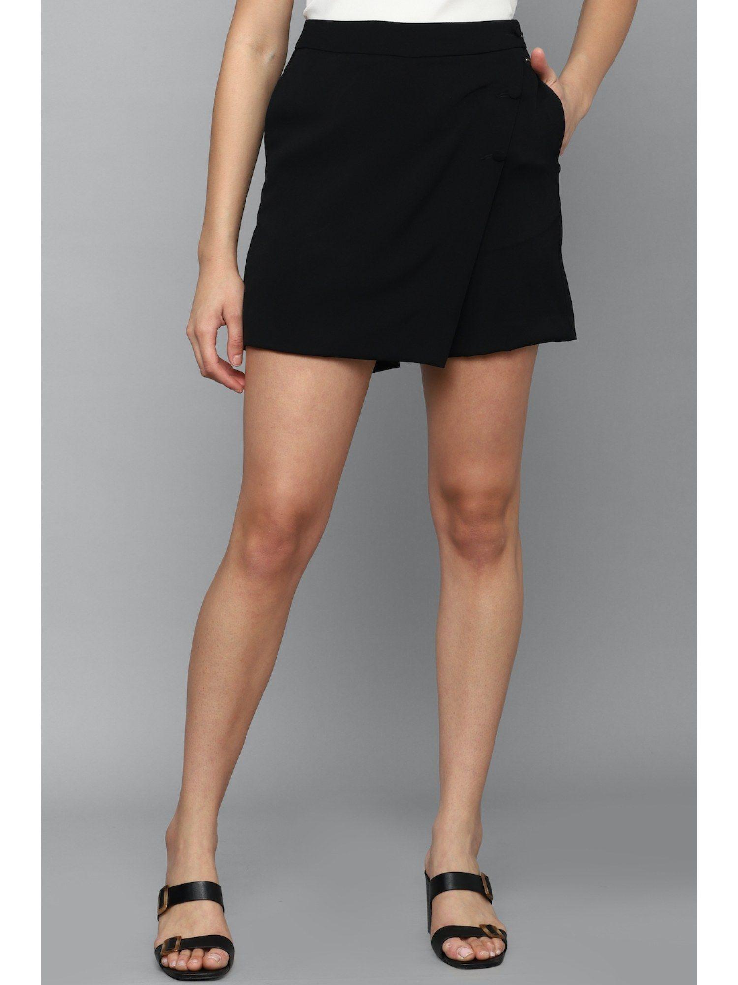 women black solid regular fit shorts