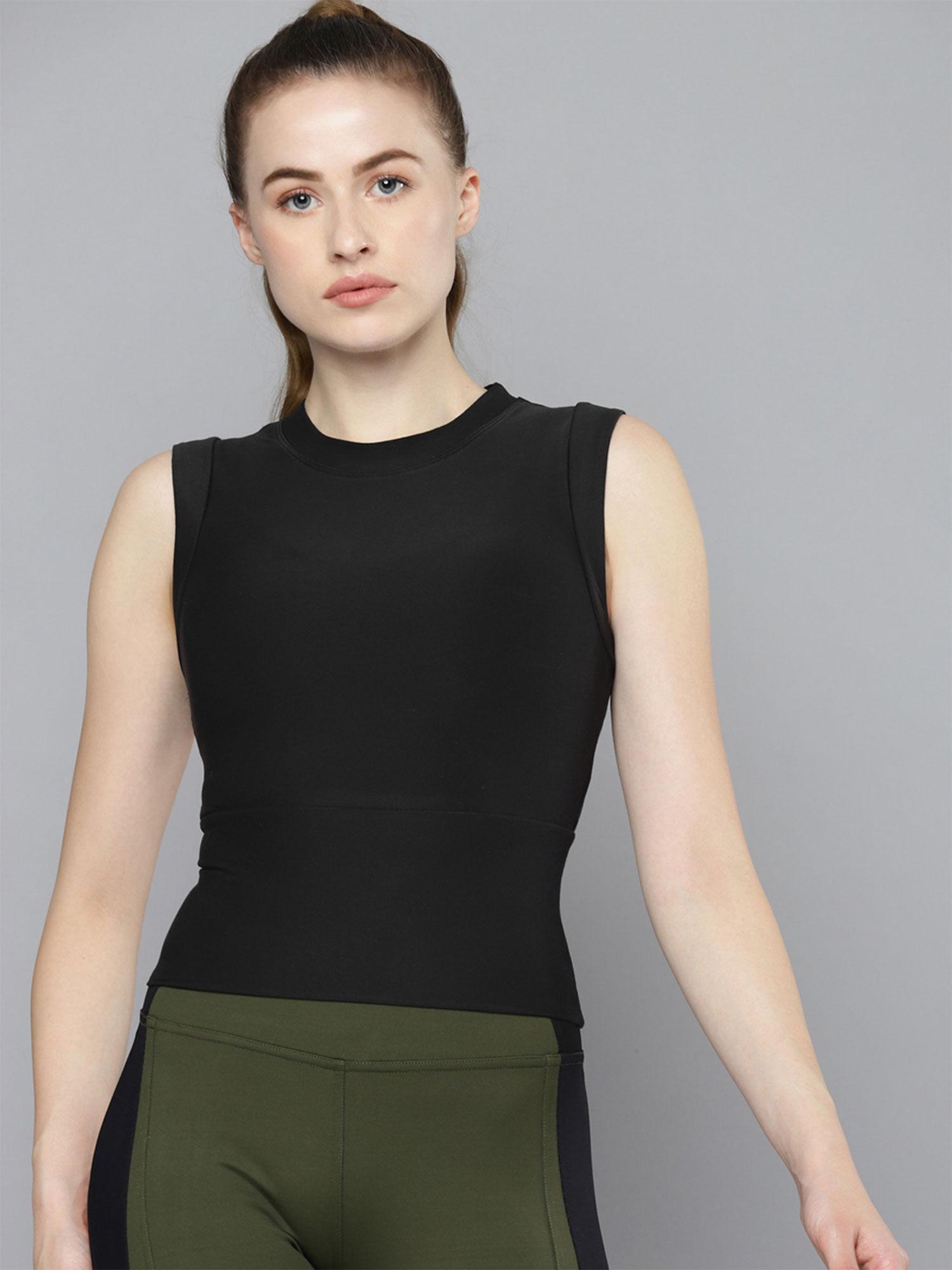 women black solid slim fit quick dry crop t-shirt