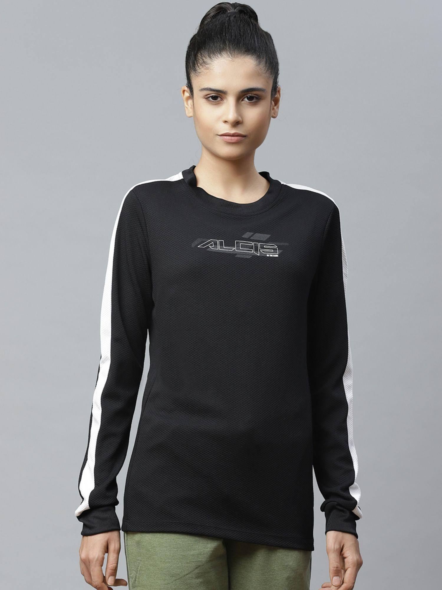 women black solid sweatshirt