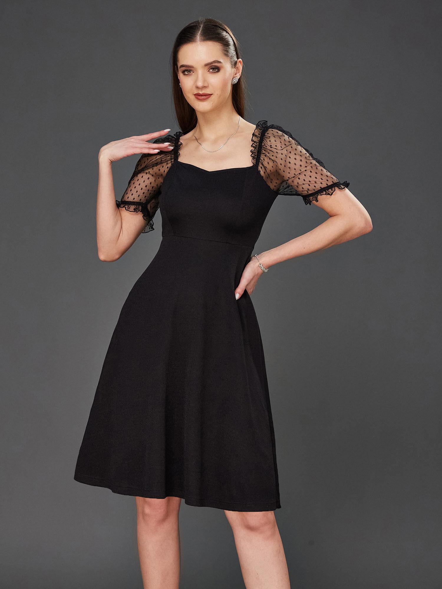 women black solid v-neck half sleeve relaxed fit knee-length dress