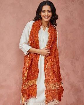 women block print dupatta