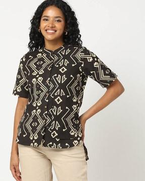 women block print relaxed fit shirt