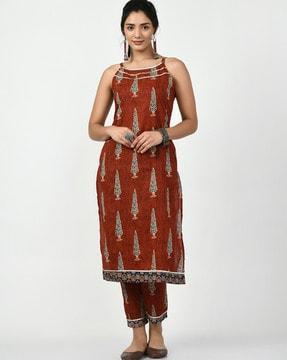 women block print straight kurta set