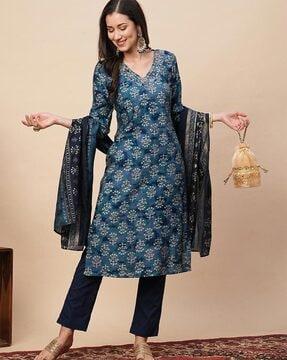 women block print straight kurta set