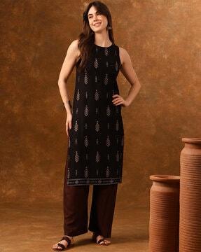 women block print straight kurta