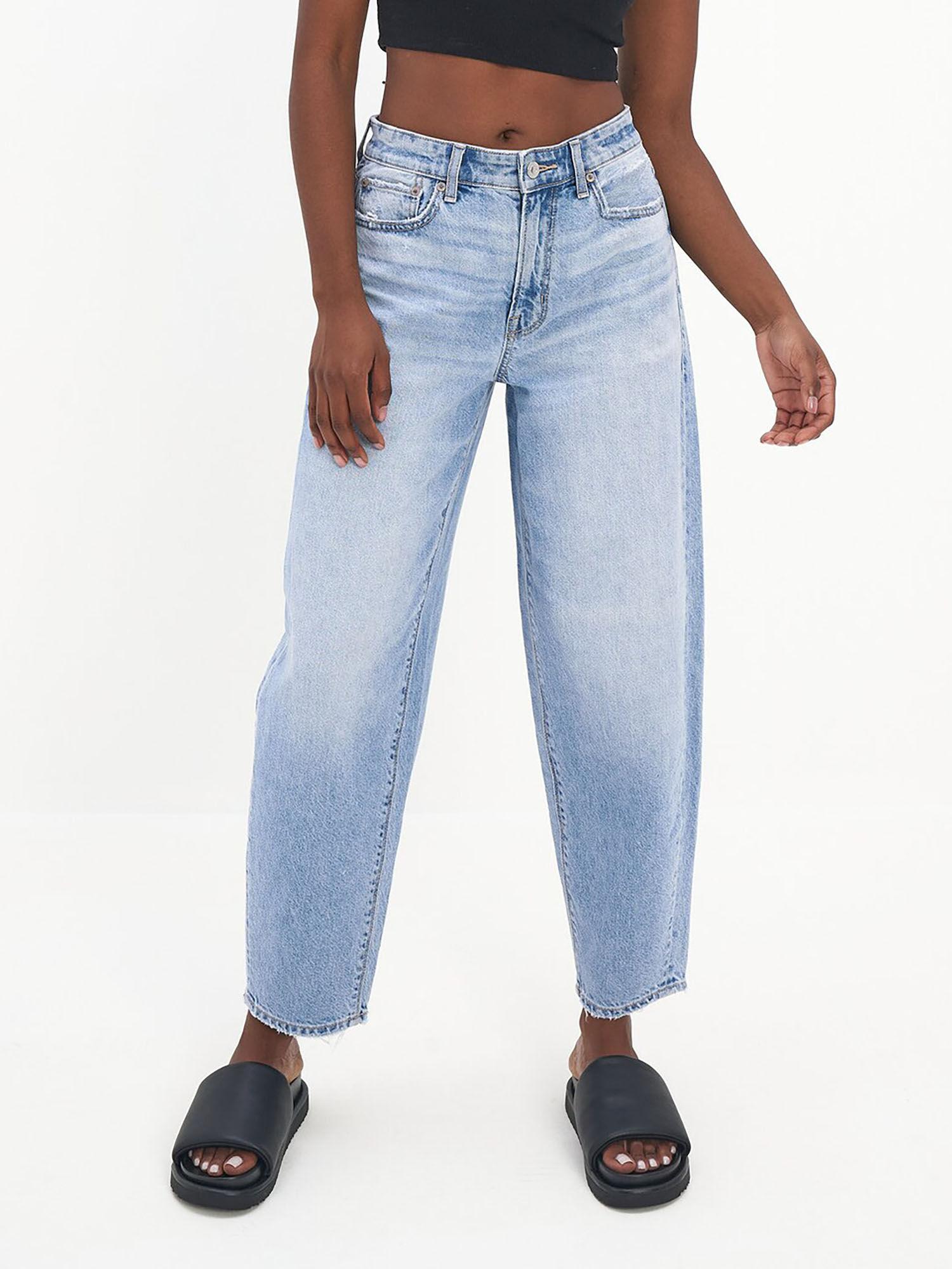 women blue balloon jeans