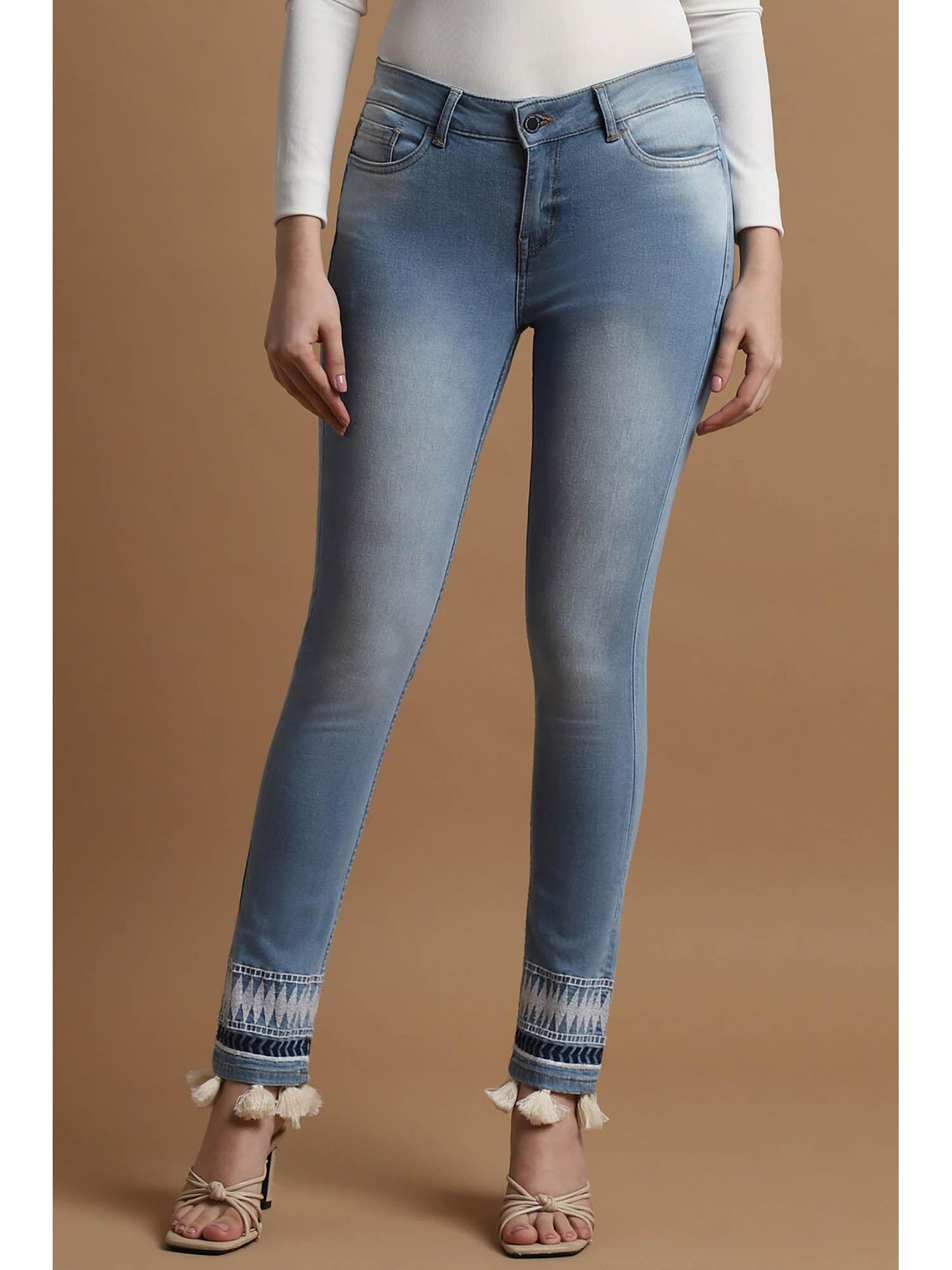 women blue slim fit mid wash jeans