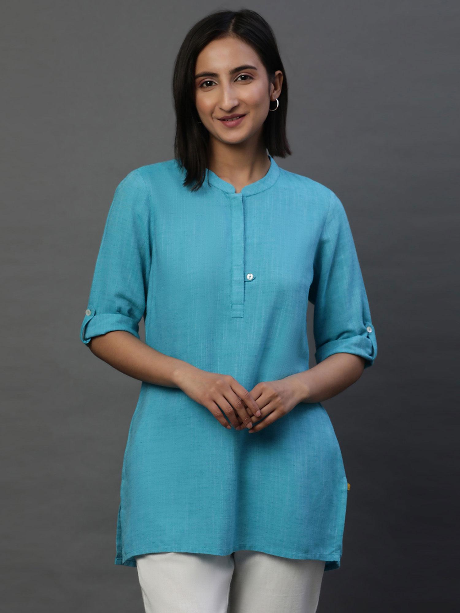 women blue solid rayon kurti