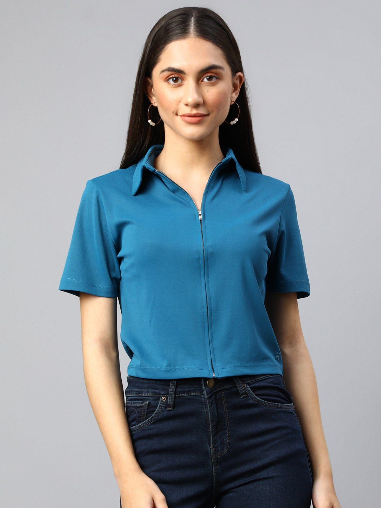 women blue zip up short sleeves crop top