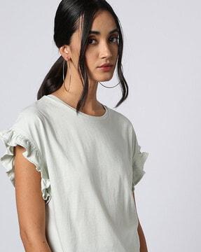 women boat-neck t-shirt with ruffle sleeves