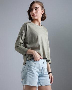 women boxy fit round-neck t-shirt