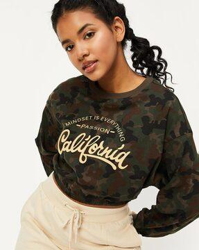 women camouflage print regular fit crop top