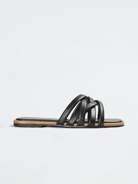 women casual sandal  (black , 4)