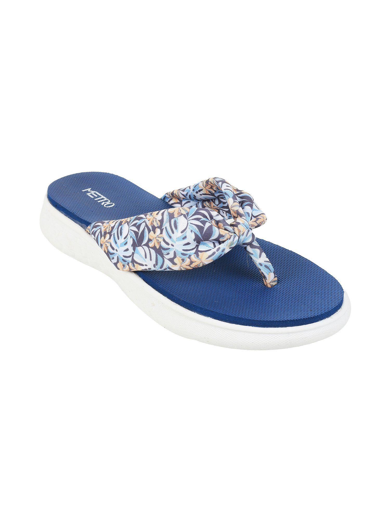 women casual synthetic blue flipflops