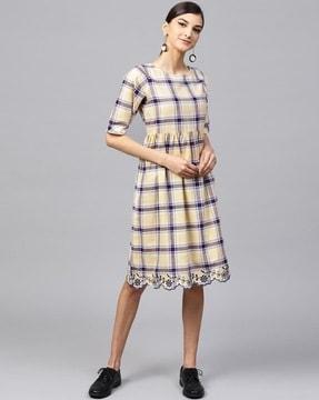women checked fit & flare dress