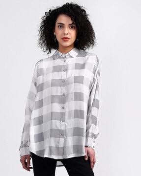 women checked loose fit shirt