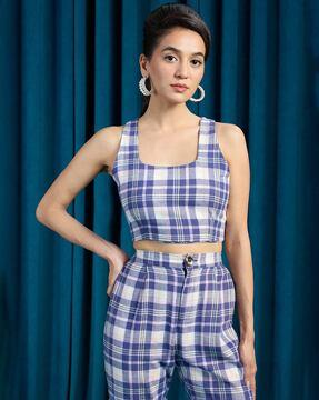 women checked regular fit crop top