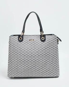 women checked shoulder bag with zip-closer