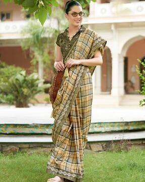 women checked silk saree