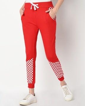 women checked slim fit joggers with insert pockets
