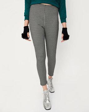 women checked straight fit pants