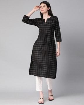 women checked straight kurta