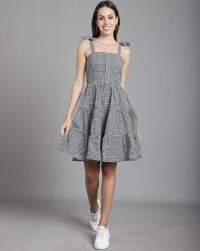 women checked tiered dress