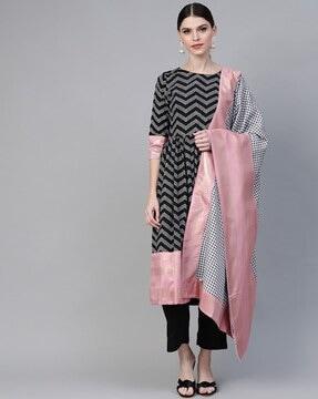 women chevron print a-line kurta & pants with dupatta