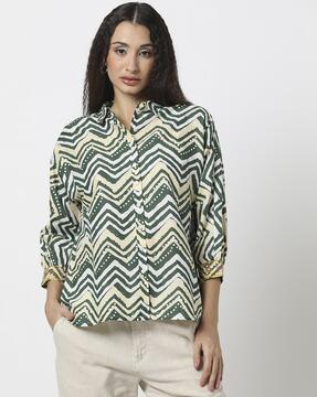 women chevron print regular fit shirt