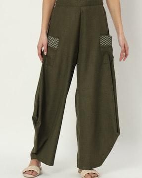 women chevron print relaxed fit trousers