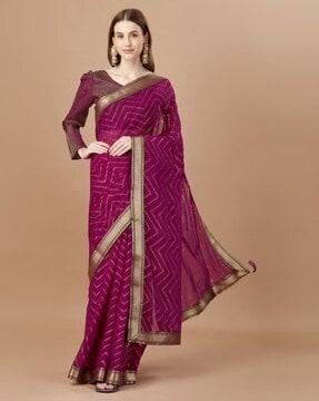 women chevron print saree with tassels