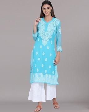 women chikankari embroidered straight kurta with slip