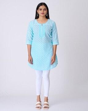 women chikankari embroidered straight kurta