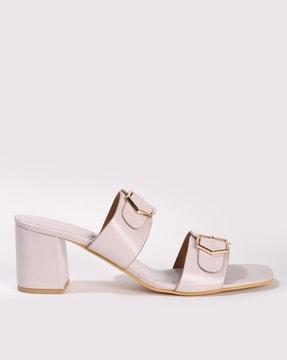 women chunky heeled sandals with buckle accent