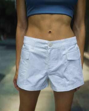 women city shorts with flap pockets