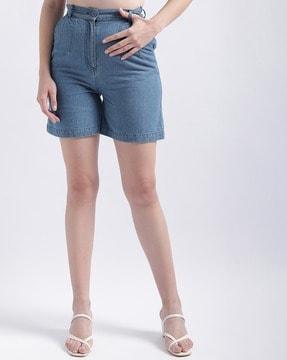 women city shorts with insert pockets