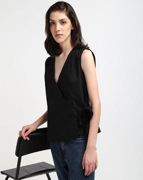 women co wrap top