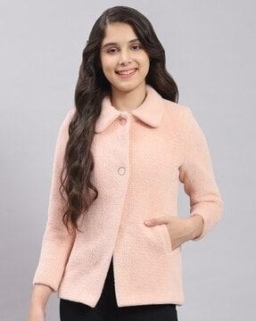 women coat with button closure