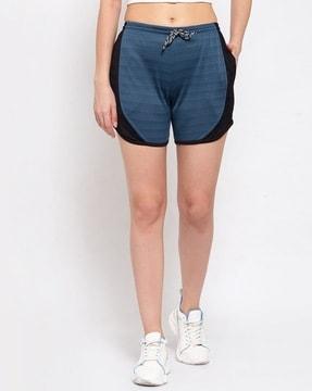 women colourblock knit shorts with elasticated drawstring waist