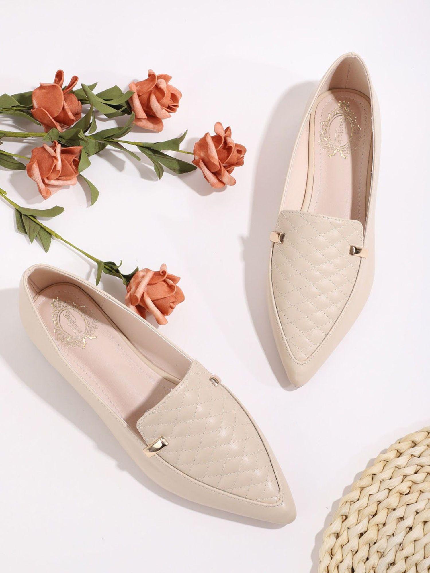 women cream-coloured ballerinas flats