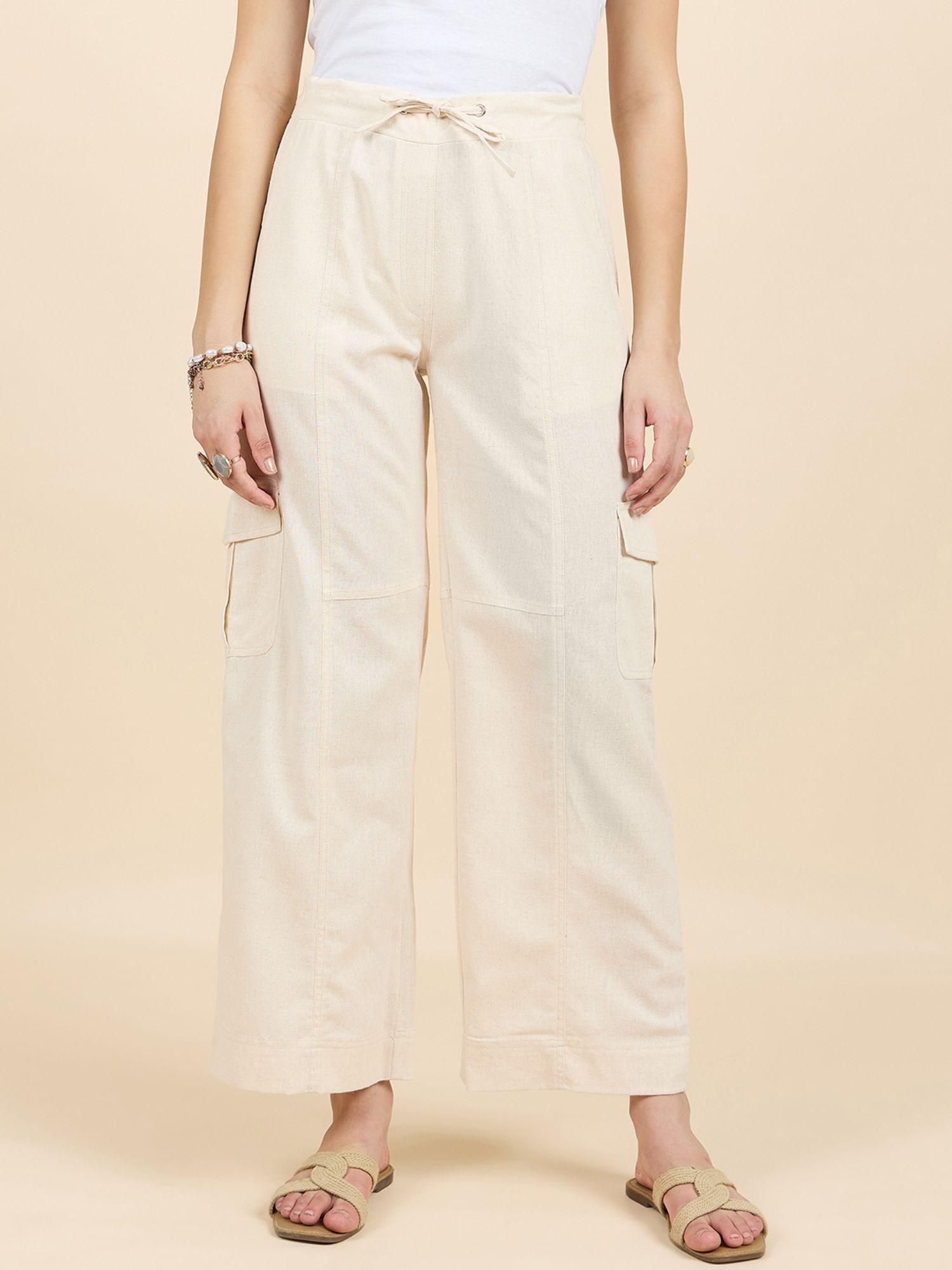 women cream regular fit linen cargo pants