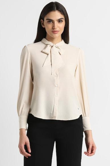 women cream textured long sleeves shirt