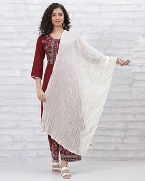 women crinkled cotton dupatta