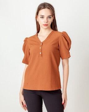 women crinkled fitted top with puff sleeves