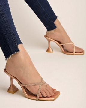 women criss-cross kitten heeled sandals